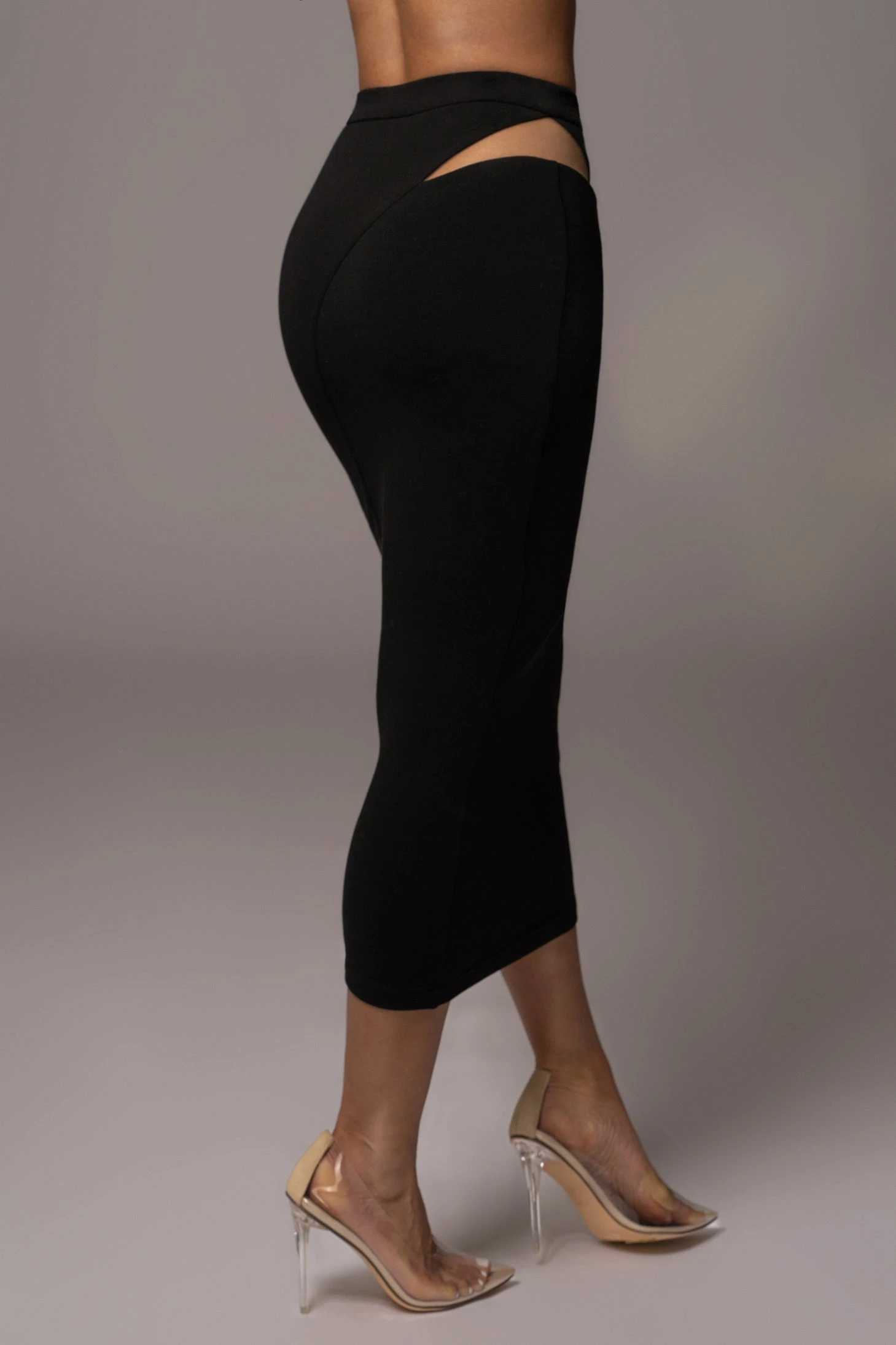 Noir Lost In Time Netted Skirt - Image 5