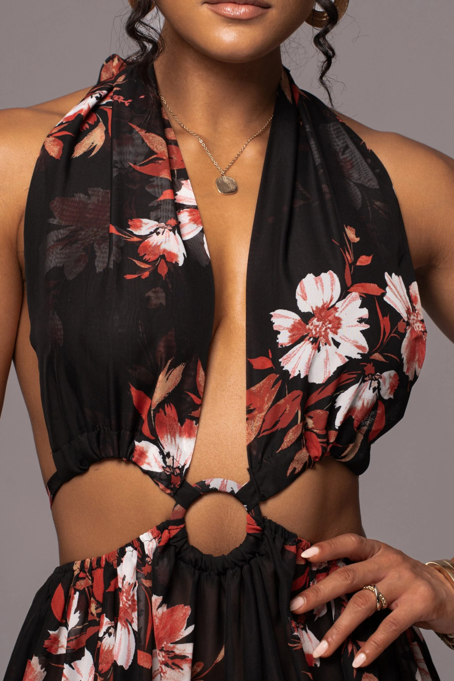 Red Floral Nicoletta Chiffon Maxi Dress - Image 9