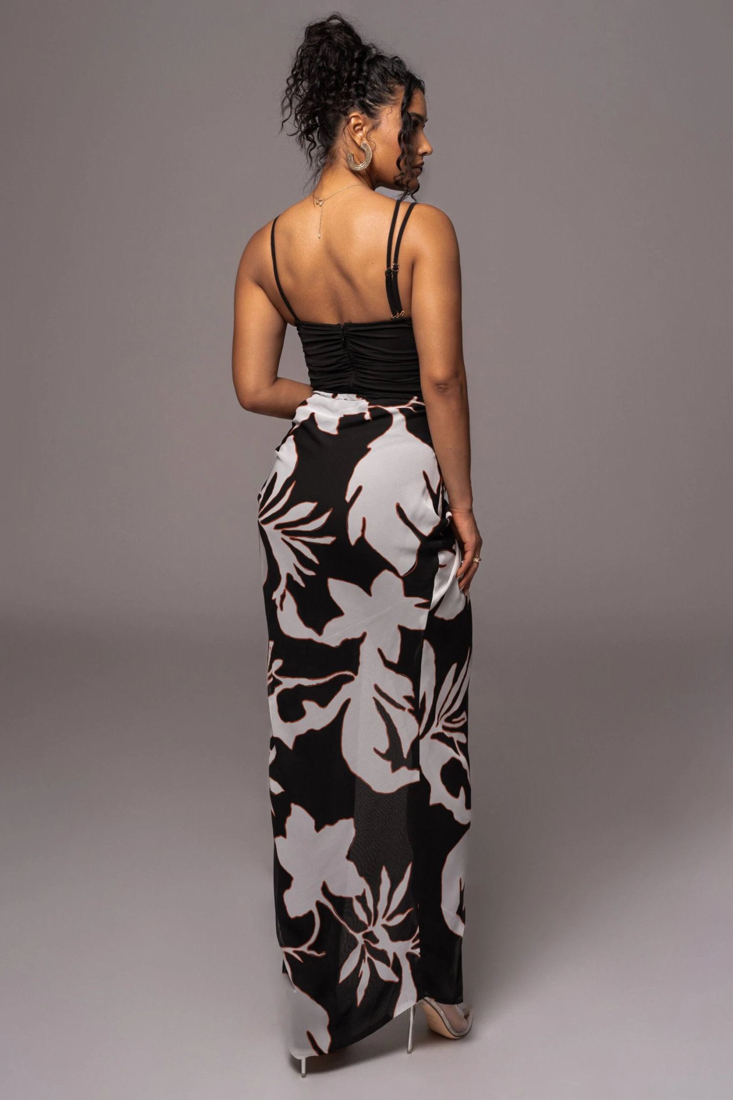White Floral Endless Oasis Skirt Set - Image 11