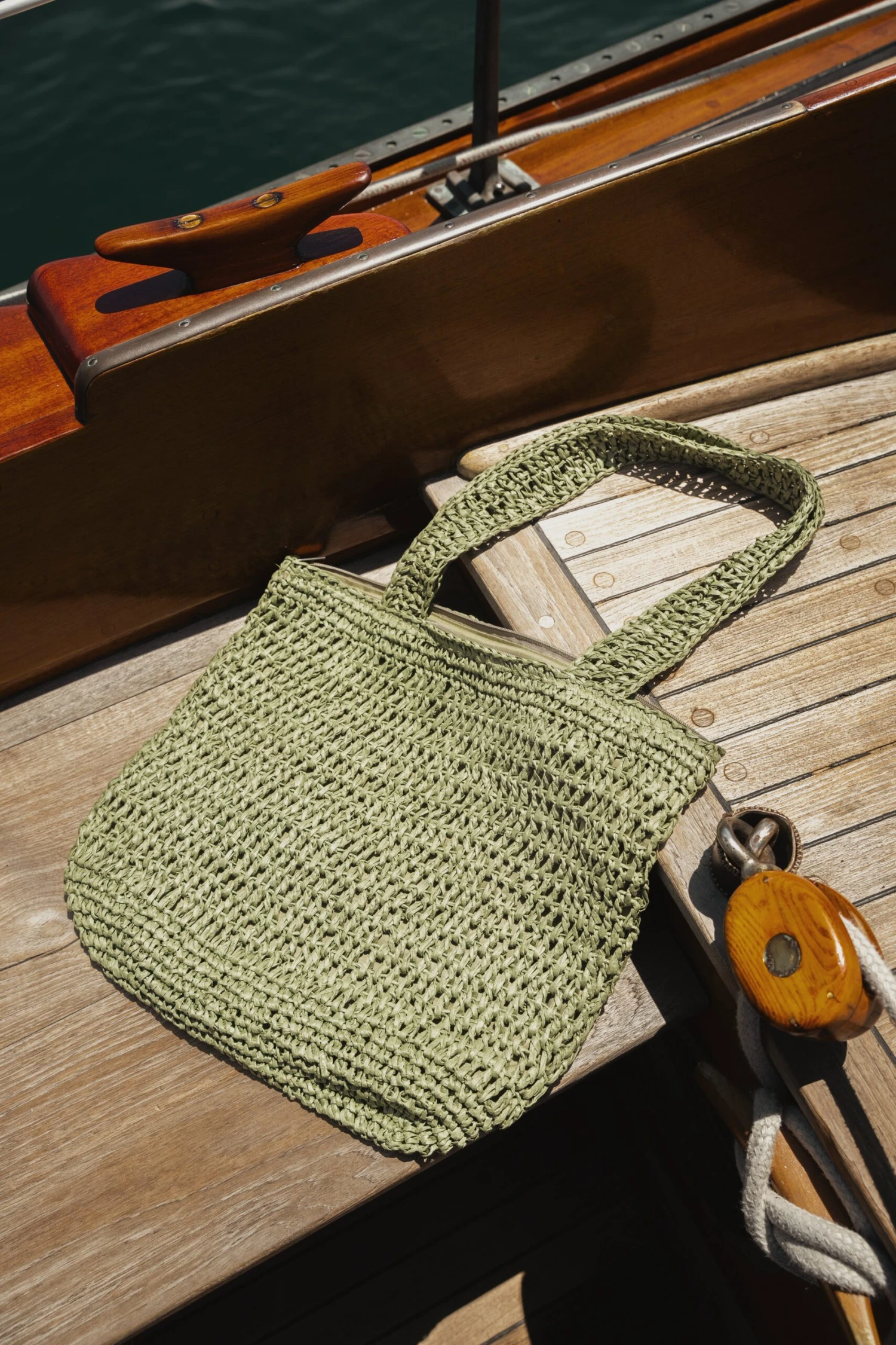 Olive Daylight Straw Bag